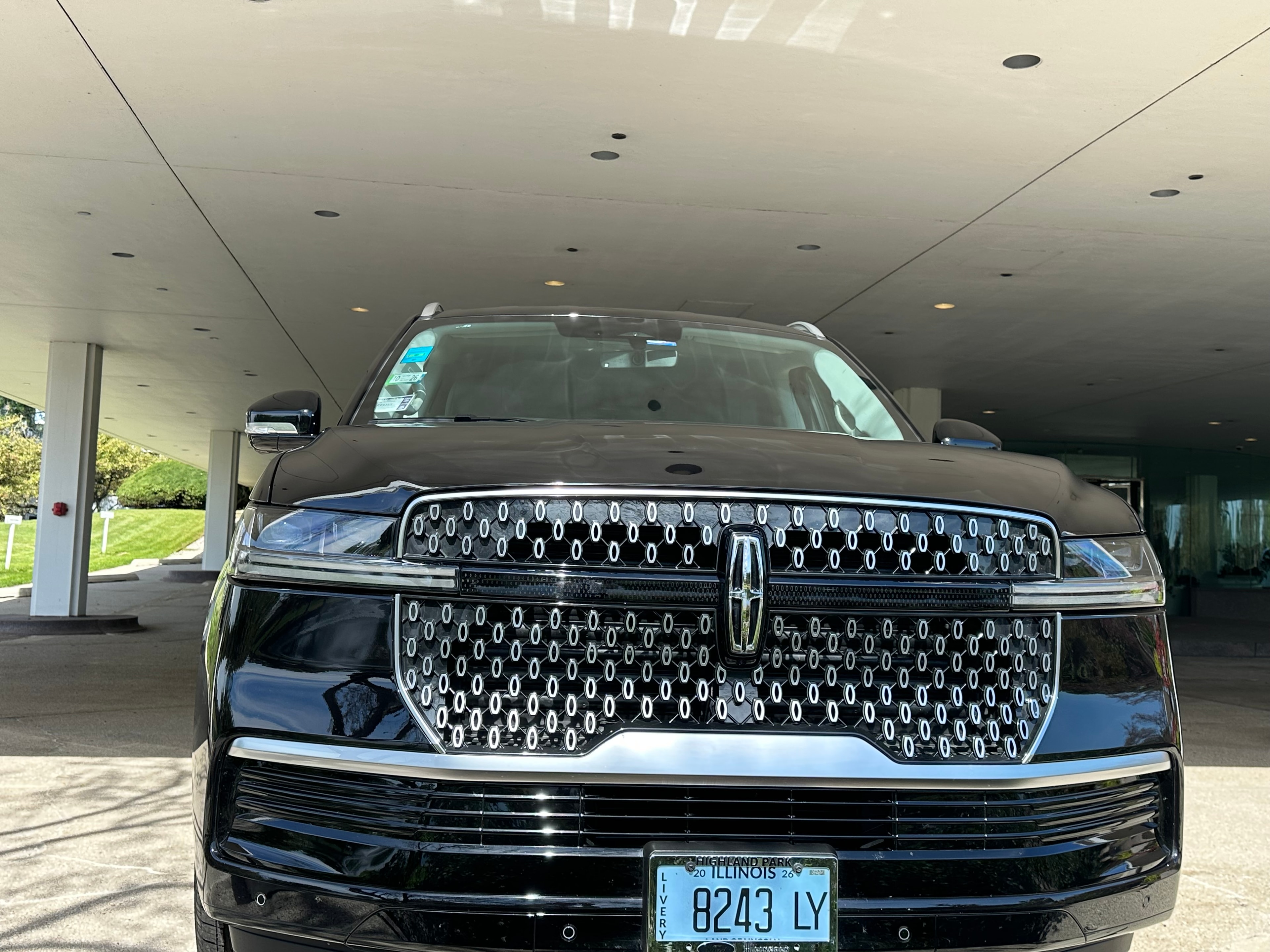 Lincoln Navigator SUV front straight-on view